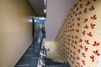 Rai Guest House - Airport Shuttle