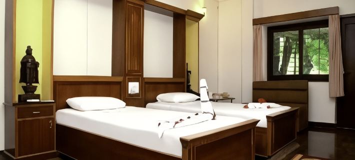 Hotel Sea Breeze at Mahabalipuram Hotels in Mahabalipuram