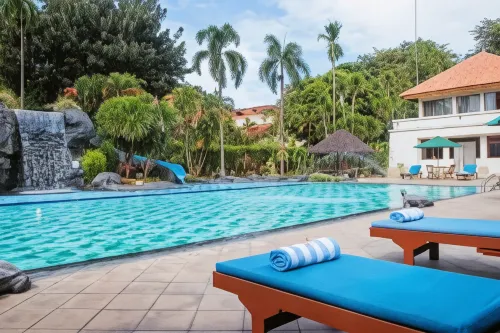 Country Woods Jakarta - Pet friendly