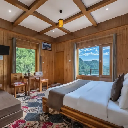 Gadegal Homestay Narkanda - Rooms & Pahadi Café