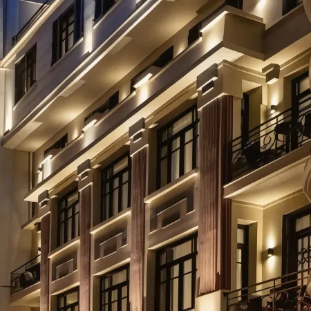 Gleam Collection Hotel