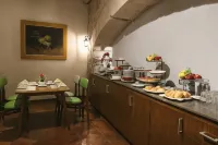 Mision Catedral Morelia - breakfast