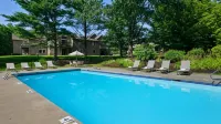 Best Western Inn  Suites Rutland-Killington - プール