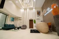 Greyfield Hotel & Apartments