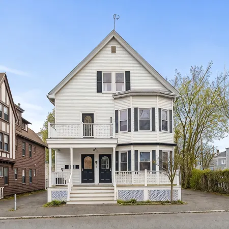 Historic Salem Retreat. Near Waterfront + Downtown