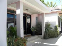 Transit Airport B&B - Хоумстей