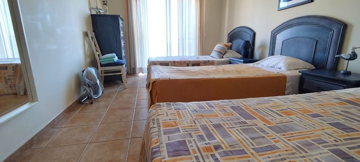 Fabulous Sea Views, Wi Fi, Walk to Restaurants and to Luz Blue Flag Beach Hotéis em Luz