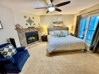 Luxury Heart of Old Town 3-Bdrm+ Hot Tub Walk to Skiing Chairlift Dining Main St - 按摩浴缸