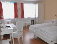 維賽斯克魯茲酒店