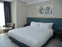 Privilège Oasis Hôtel Hotels near محطة قطار أوازيس