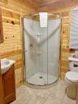 Charming Yet Wild Cozy Retro Cabin Hot Tub, Sunroom, Fire Pit & Trout! Hiking! - Chalets