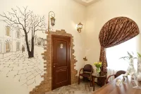 Chehov Hotel - ที่มีที่จอดรถ