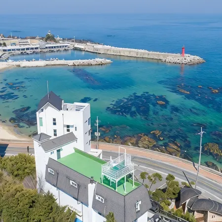 M9 Spa and Ocean View Pension Отели рядом с достопримечательностью «Порт Чумунджин»