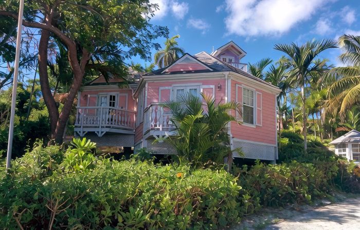 Orange Hill Beach Inn