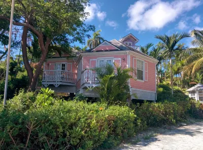 Orange Hill Beach Inn Hotels in 