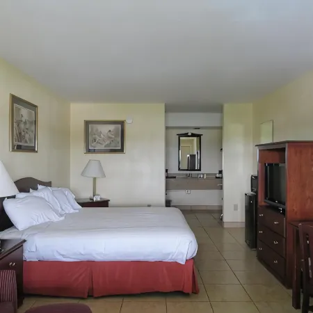Flagship Inn