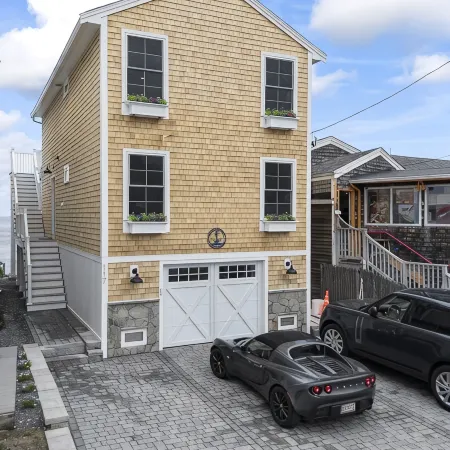 Seaside Serenity  Oceanfront Cottage with private beach  Perkins CoveNew 2025