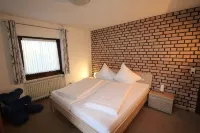 Gemütliche Ferienunterkunft für bis 14 Personen in der Vulkaneifel - Homestays