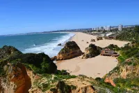 1 Bedroom Duplex with Balcony and Seaview (5-10 minutes form beach) - Wi-Fi