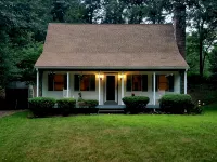 Beautiful Cape Home Steps to Santuit Pond /Boating, Swimming, Fishing - Wifi