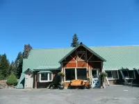 鷹火山湖飯店