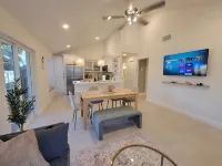 Palm Harbor Renovated 3-bedroom Hideaway! - 4 stjerner