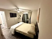 08 Min to PAE Airport - Cozy 2Br Home Surrounded by Nature w/carport - 3-Star
