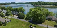 Charming 3-bedroom house on Douglas Lake close to Dandridge & Pigeon Forge! - 3-Star
