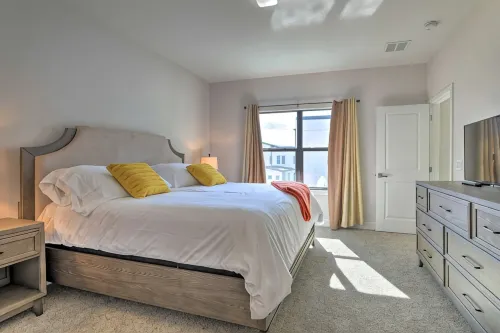 Near Disney! Villa with Private Pool - 3-Star