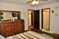 Take me to the Trees! Lakefront on Autumn Lake, 3min to Salmon River - Chalets