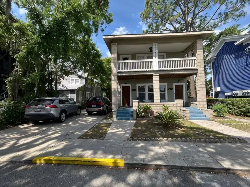 Charming 1920 s St. Augustine Home. One Small Pet Allowed - Bungalows