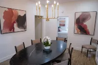Downtown Gem Near Campus - Homestays