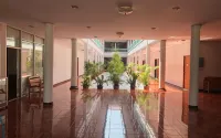 Grand Mansion Hotel - 2-Sterne