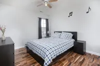 Modern, Relaxing, Peaceful home near Furniture Market and High Point University - บังกะโล