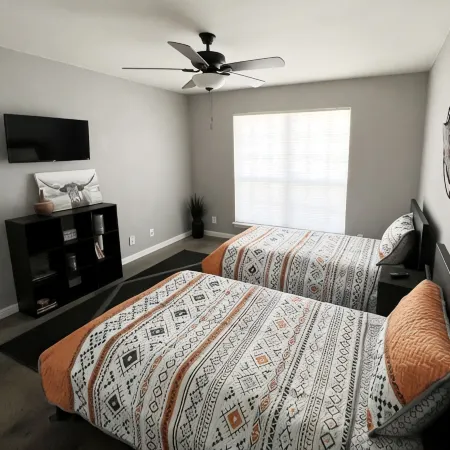 Minutes to Sea World I Family-Friendly 3Br 2BTH Home Отели рядом с достопримечательностью «Водный Мир Техаса»