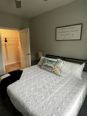 Suite Peace- New luxury apartment near NAS JAX and Orange park - Condos