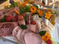 Farr Out Guest House - breakfast