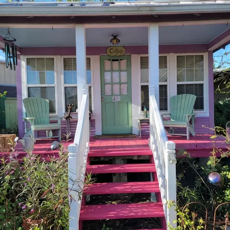 Vintage Cottage