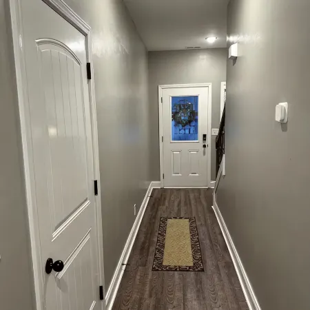Beautiful Townhome with Pool