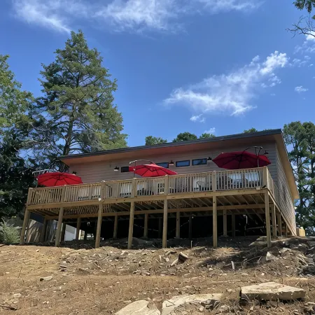 "QUITTIN TIME"  New Beautiful Cozy House in Daisy on Lake Greeson!!!