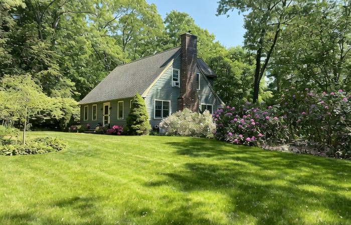 Secluded 2-Acre Lakefront Home! Book Your Getaway!