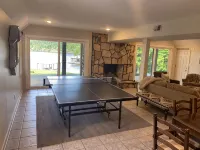 Luxurious Lakefront Retreat - 4-Star