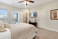 New Lake Travis Home on Golf Course w/Golf Cart - Pool