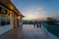 Chokling ArtHouse - the Treasure of Himalayas - WiFi