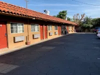 Uptown Inn - Moteles