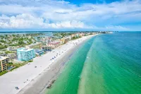OCEANFRONT 5⭐3BR/2BA/6BED_Heated Pool_180 View Patio_ Beach Gear - Villas