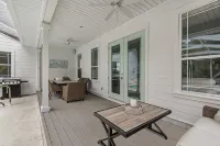 Vibe! Coastal Living Experience! Screened Pool! - 4-Star