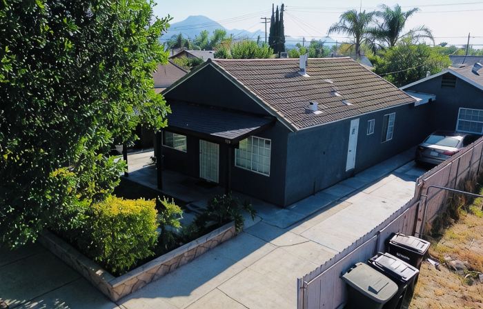 Charming 3-bedroom house with AC and WiFi in marvelous Colton