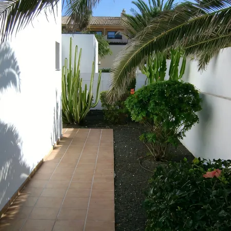 Luxury Villa - Private Heated Pool - Wi-Fi- 25 Metres to Beach - Casa Elena