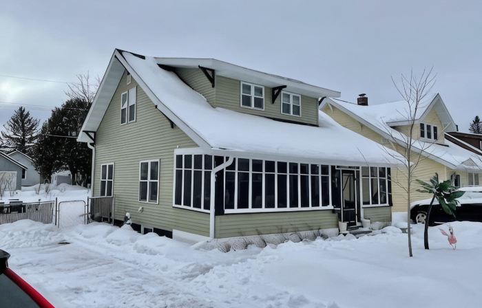 Executive Craftsman with Huge Fenced Yard